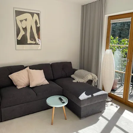 شقة Messe- & Mit Balkon Naehe Uniklinik بون