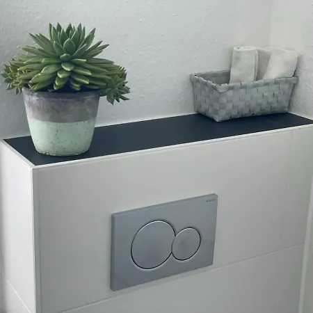 Apartment Messe- & Mit Balkon Naehe Uniklinik *