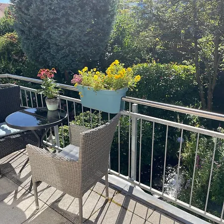 Messe- & Mit Balkon Naehe Uniklinik *