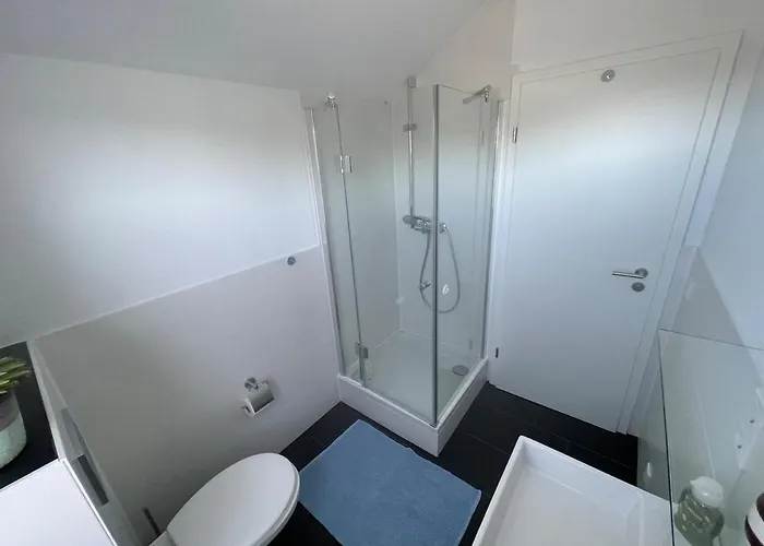 Messe-&ferienwohnung Mit Balkon Nähe Uniklinik *