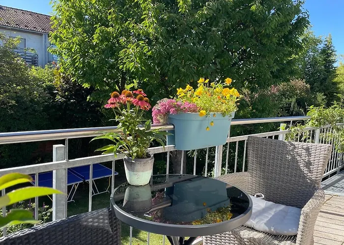 Messe- & Mit Balkon Naehe Uniklinik Lejlighed